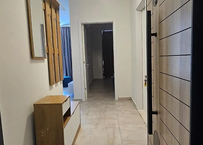 Near The Beach, Blue Mirage شقة أوريكوم